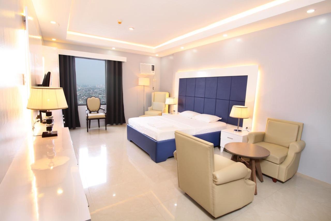 Malate Bayview Mansion City View Manilla Buitenkant foto